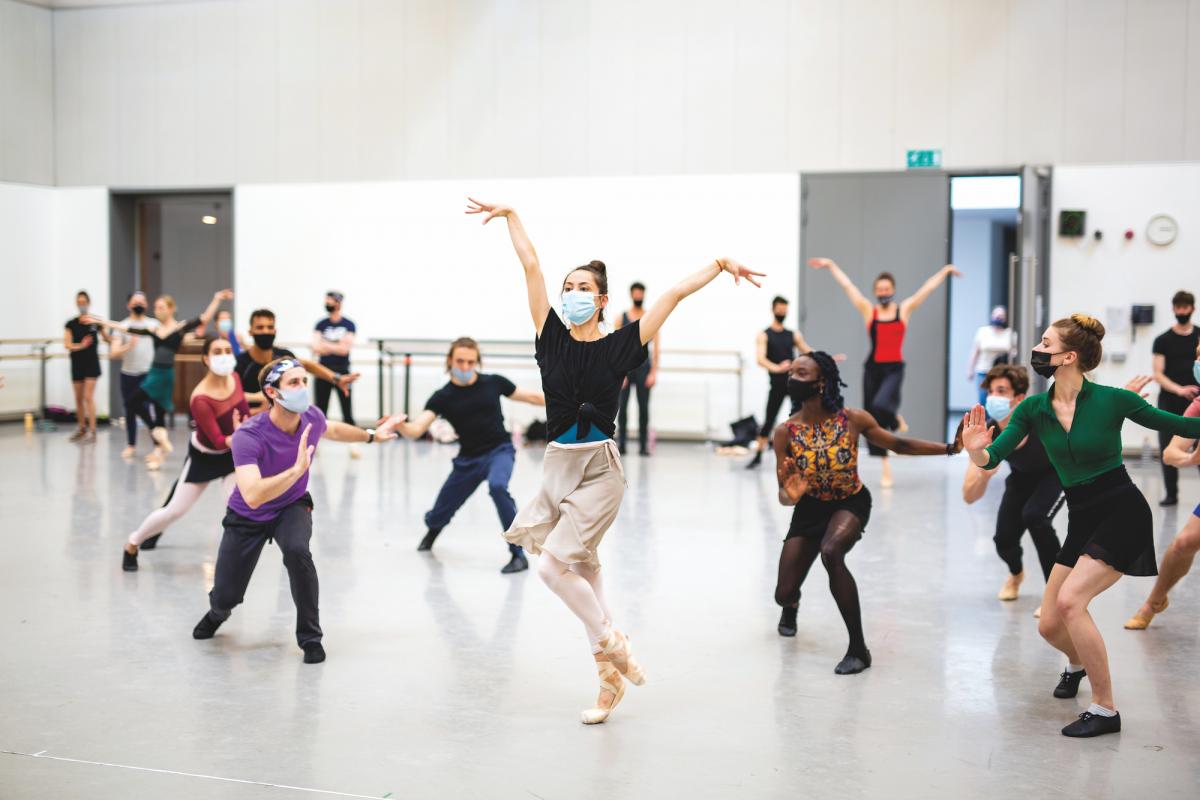 Sophie Martin (centre) and company in rehearsals for Scottish Ballet's Starstruck. Credit Andy Ross