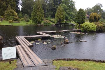 Walkway to the Japanese Bridge