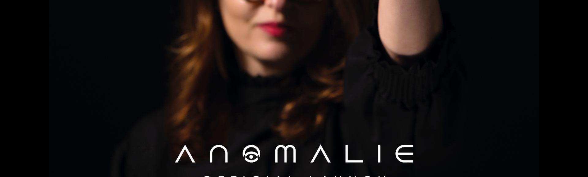 Nathalie Vin showing fine mosaic art at the Anomaly Gallery in Palma de Mallorca