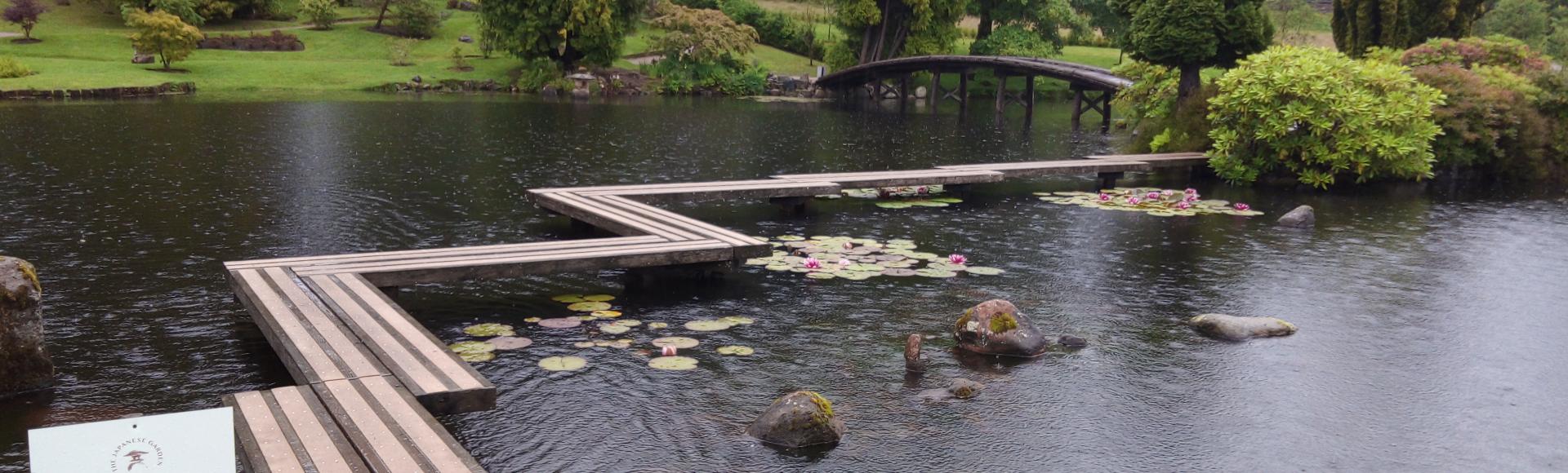 Walkway to the Japanese Bridge