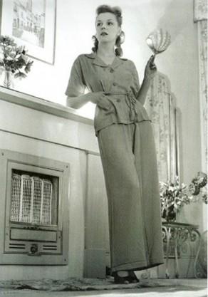 CC41 Utility pyjamas 1943 (Imperial War Museum) courtesy of the lecturer