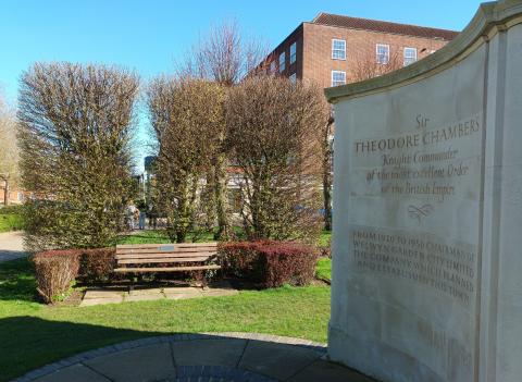Welwyn Garden City monument